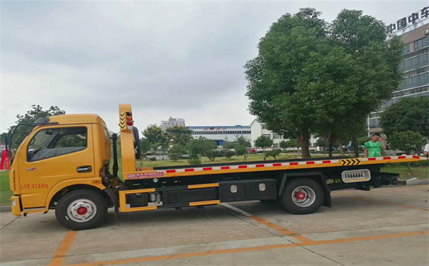 珠海定远24小时拖车救援电话号码，定远道路救援公司怎么收费的